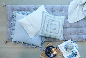 bolig trend 2023 - blå farver og bølgende former - Lene Bjerre Design