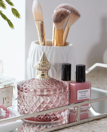 krukker med låg lene bjerre