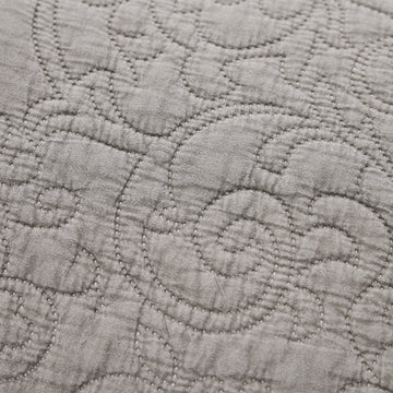 Isabelle sengetæppe 260x240 cm. grå LENE BJERRE