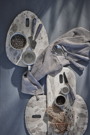 Ellia skærebræt 40X30 sand Marmor Lene Bjerre Design DK