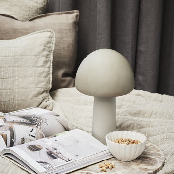 Nellie trådløst transportabel LED lampe H33 cm. sand LENE BJERRE