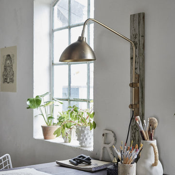 Sofinna væglampe 46x48cm. lys guld LENE BJERRE