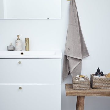 Eliana dispenser 18,5 cm. sand marmor LENE BJERRE