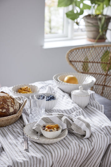 Camille skål 20x20 cm. råhvid LENE BJERRE