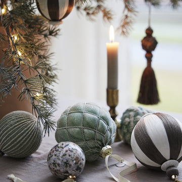 Agnes julekugle H12 cm. råhvid Lene Bjerre Design DK