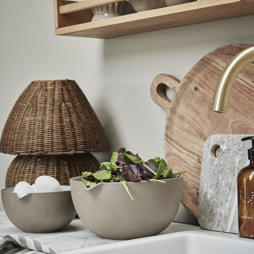 Esther bordlampe 27,5x27,5 cm. brun rattan LENE BJERRE