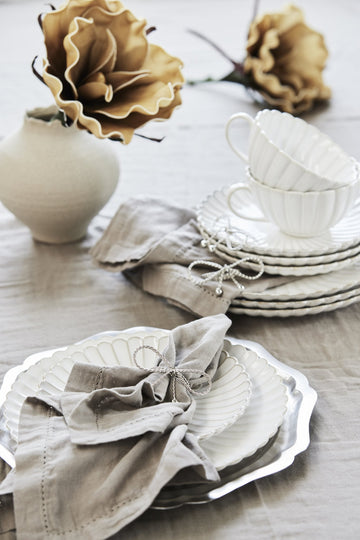 Hesille vase H16,5 cm. sand keramik LENE BJERRE