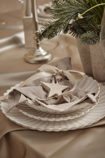 Camille desserttallerken/skål 19x19 cm. råhvid LENE BJERRE