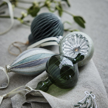 Nomillia julekugle H13 cm. råhvid Lene Bjerre Design DK