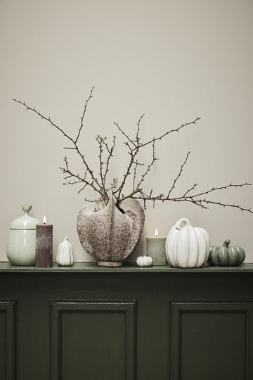 Hallia græskar H17 cm. råhvid keramik LENE BJERRE