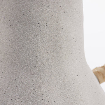 Ayelle vase H21,5 cm. lysegrå Lene Bjerre Design DK