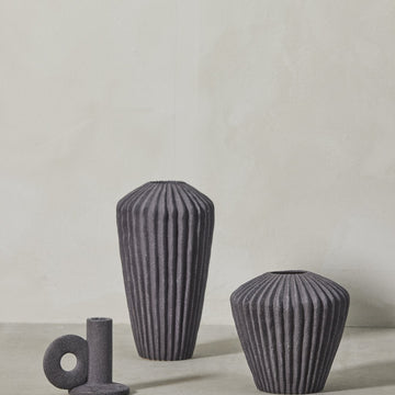 Susia vase H16,5 cm. mørkegrå Lene Bjerre Design DK