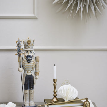 Ingrid stage H12 cm. lys guld jern LENE BJERRE