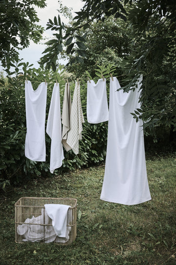 Molli vaskeklud 30x30 cm. hvid LENE BJERRE