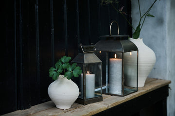 Hesille vase H32 cm. sand keramik LENE BJERRE