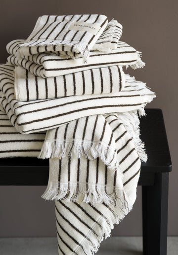 Ayane badehåndklæde 140x70x cm. Lene Bjerre Design DK