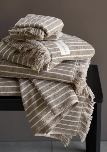 Ayane håndklæde 100x50x cm. Lene Bjerre Design DK
