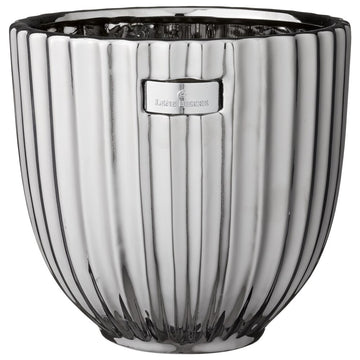 Rosalie skjuler 19 cm. LENE BJERRE