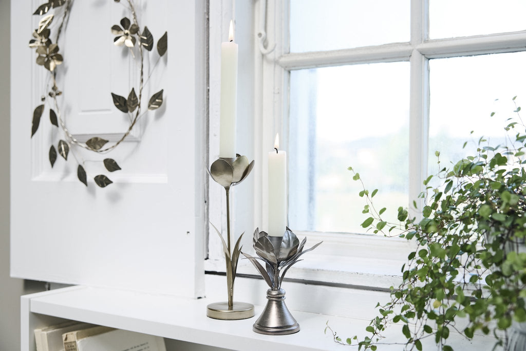 Stillia Stillia blomsterlysestage H22 L. Guld – Lene Bjerre Design DK